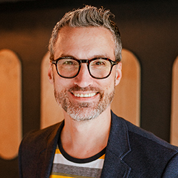 giscard tremblay, président, directeur de création, coach en communication, phonique