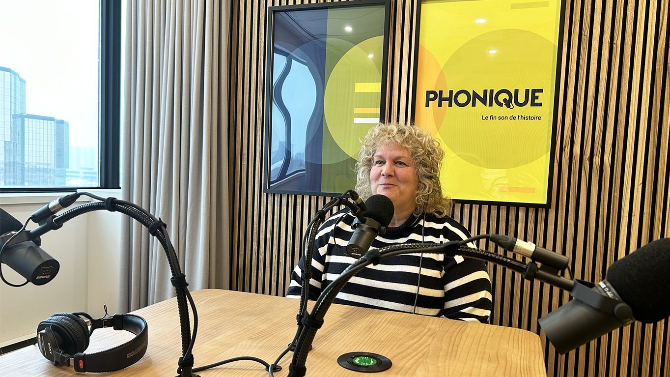 guylaine-guay-chez-phonique-studio-enregistrement-agence-laval